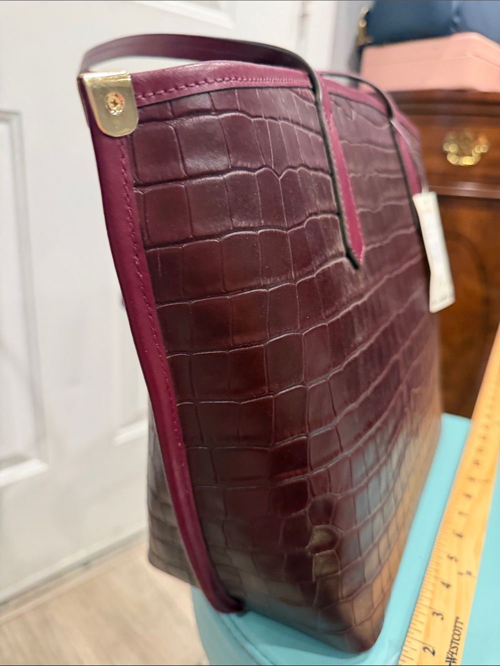 Michael Kors NWT LG tote Dk Berry “Jane” Embosed Leather gold hardware - Picture 14 of 14